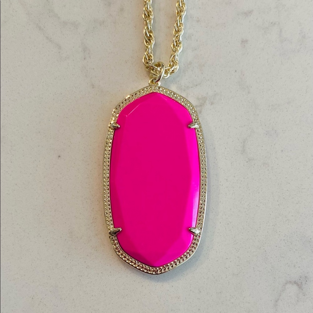Kendra Scott hot pink necklace
